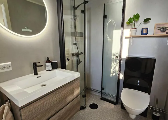 Bright And Modern With Beautiful View Appartamento *